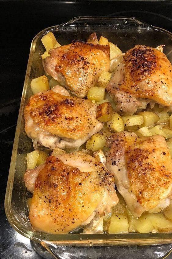 GARLIC ROASTED CHICKEN AND POTATOES