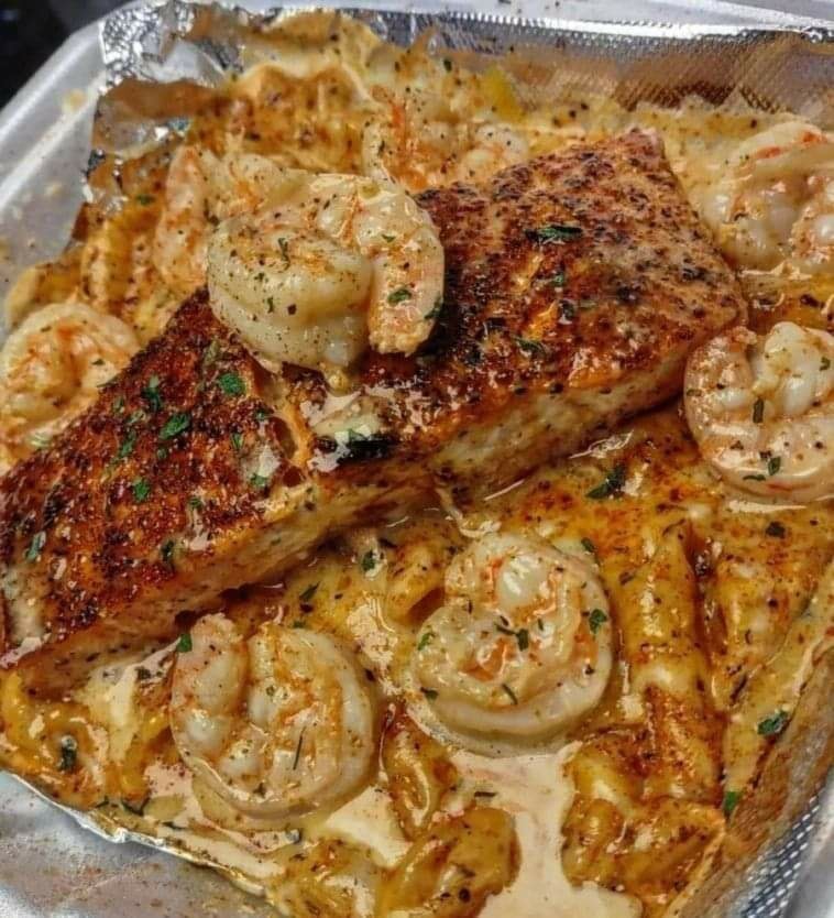 Salmon And Shrimp Alfredo