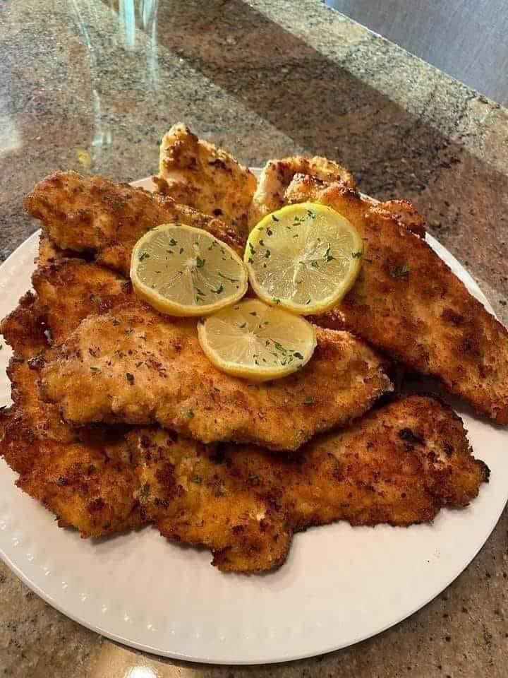 Crispy and Flavorful: Homemade Fried Chicken Wings Recipe