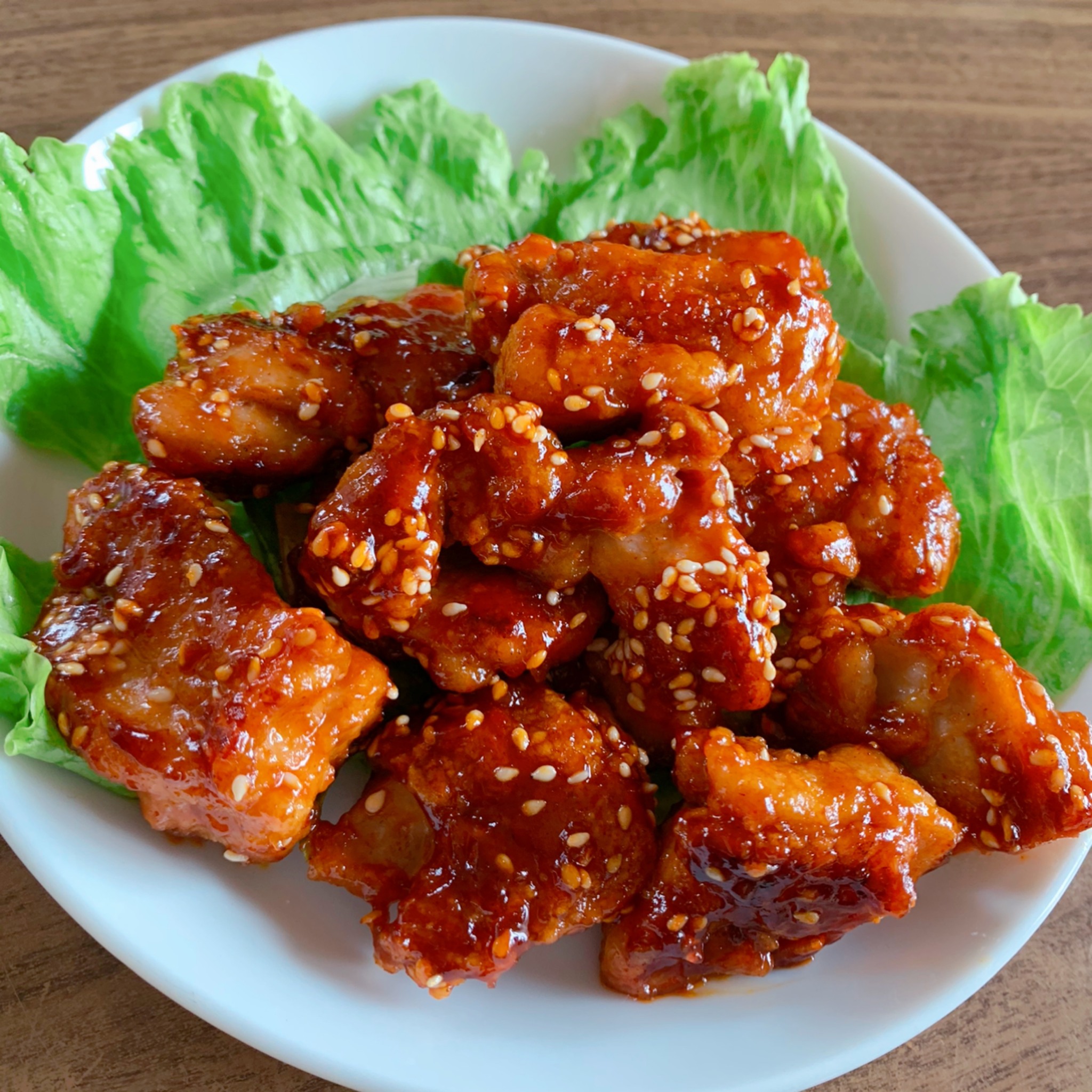 Yangnyeom chicken is a very popular Korean dish in Japan