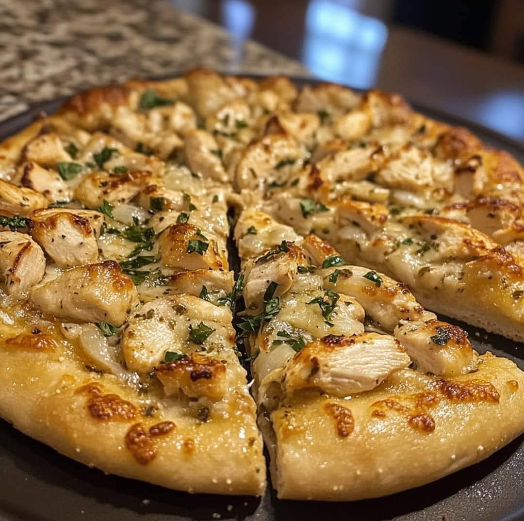 Roasted Garlic White Chicken Pizza Recipe