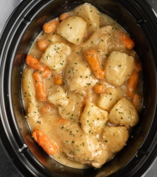 Crockpot Ranch Chicken and Potatoes