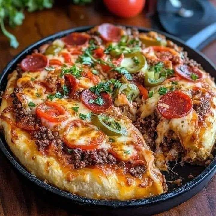 Cheesy Pizza Burger Pie 