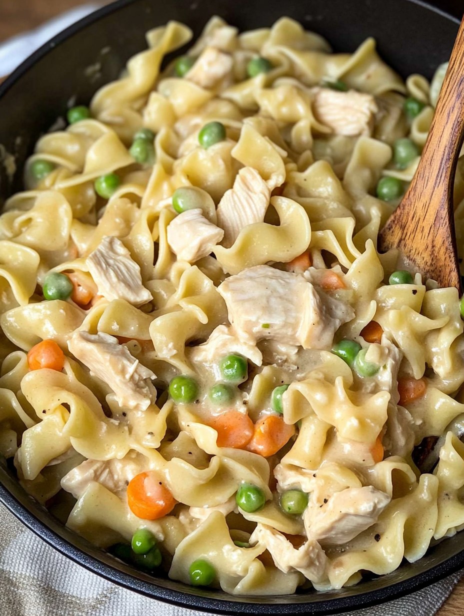 Chicken Pot Pie Noodle Skillet