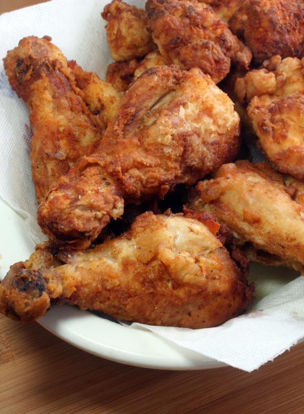 Crispy and Flavorful: Homemade Fried Chicken Wings