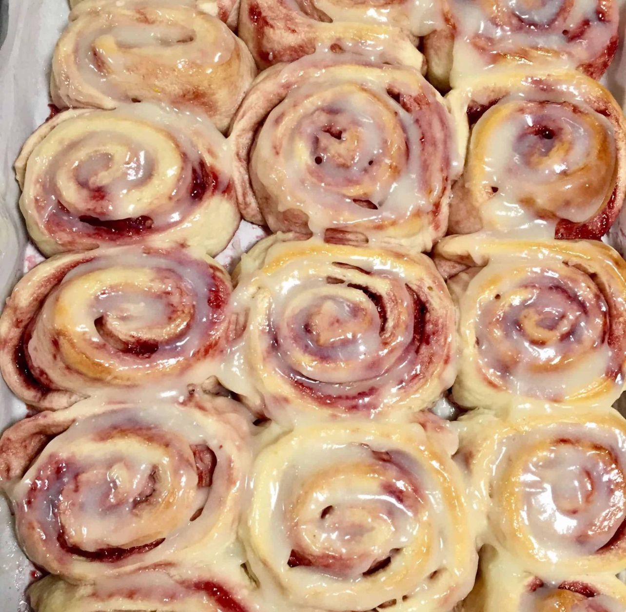  Raspberry Lemon Rolls 