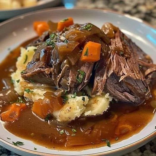 Recipe for Beef and Gravy with Mashed Potatoes