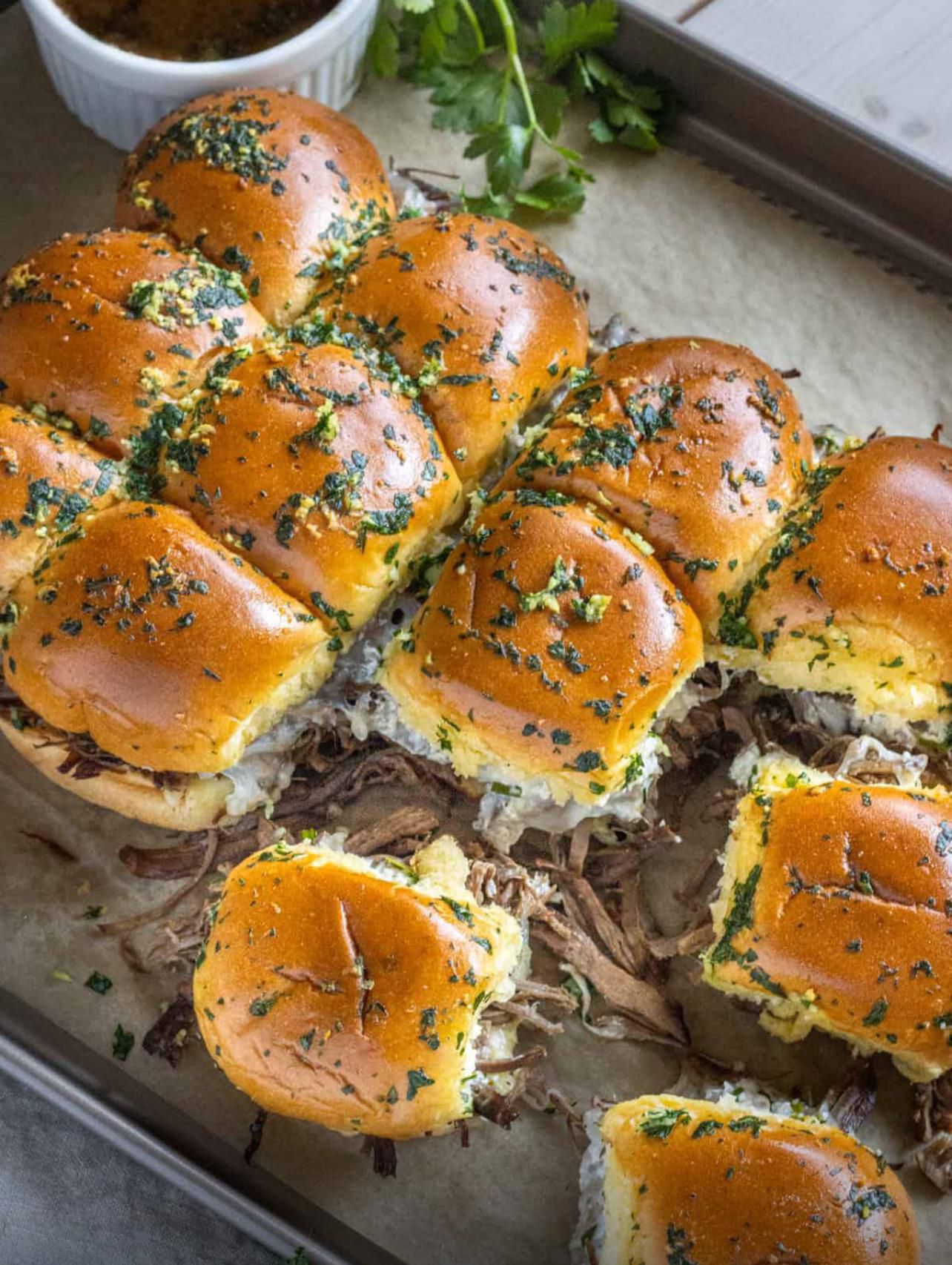 Cheesy Pull-Apart Garlic Bread Meatball Sandwiches 