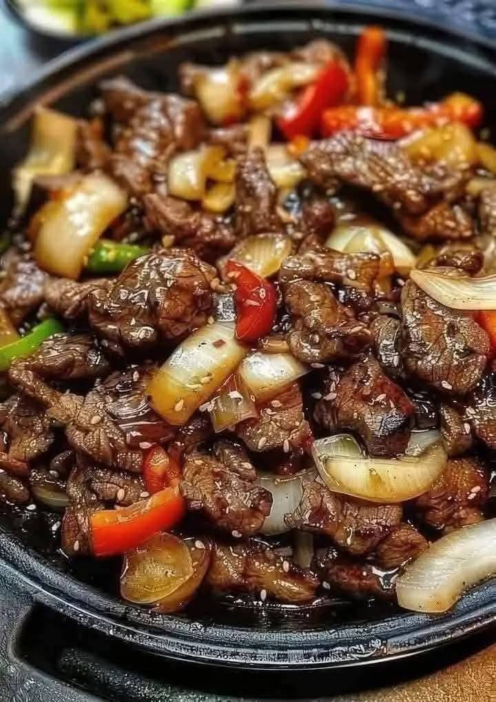 Chinese pepper steak with onions