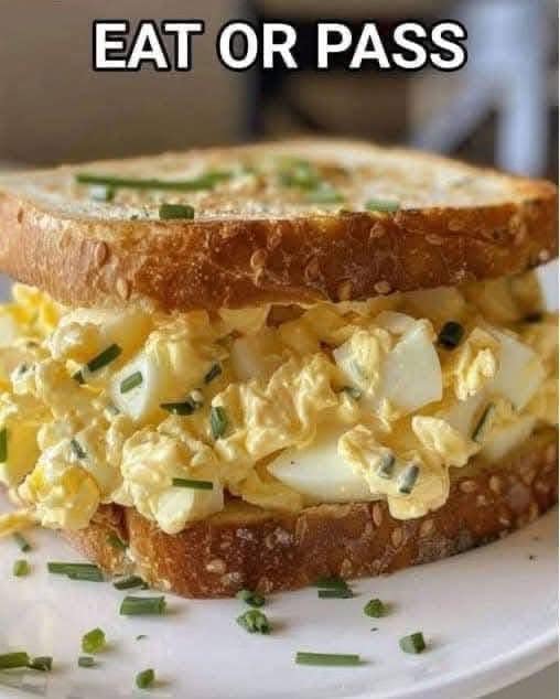 Egg Salad Sandwich 