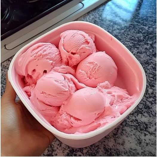 Vegan Berry Ice Cream