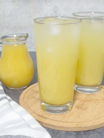 Pineapple, Lemon, and Ginger Fat-Burning Juice: A Lively Supplement for Your Weight Loss Journey