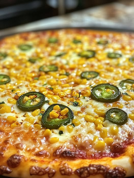 Spicy Corn & Jalapeño Pizza 