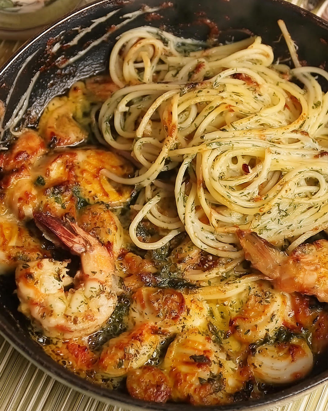 Garlic Shrimp Pasta